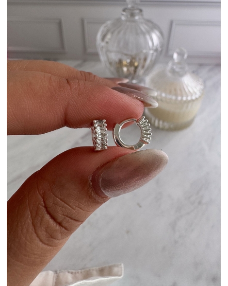 ( BB224 ) Par Argolla con Cubic 10MM Acero Blanco