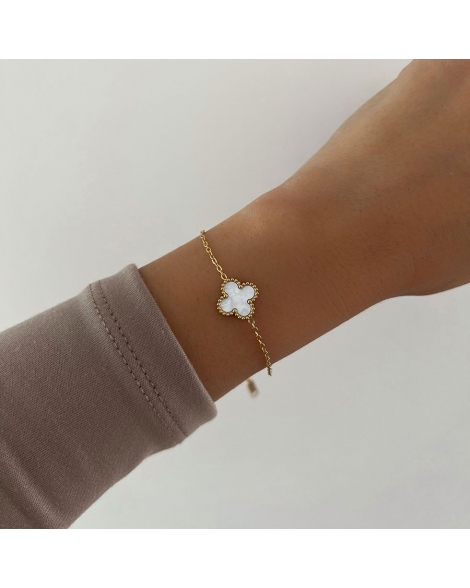 ( DP427 ) Pulsera Trebol Nacarado Acero Dorado