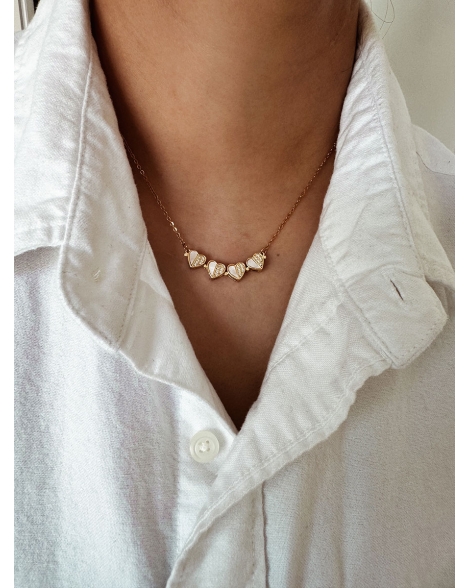 ( GS118 ) Collar con Corazones con Nacar y Cubic GOLD