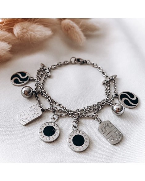 ( P502 ) Pulsera con Dijes A.Q.