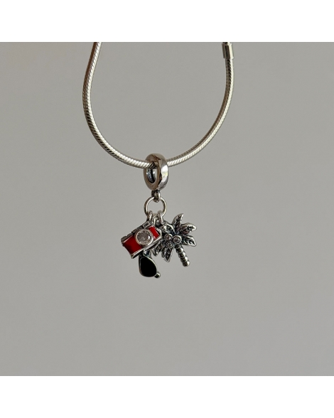 ( PD111 ) Charm Frutilla con Cubic Pando Plata 925