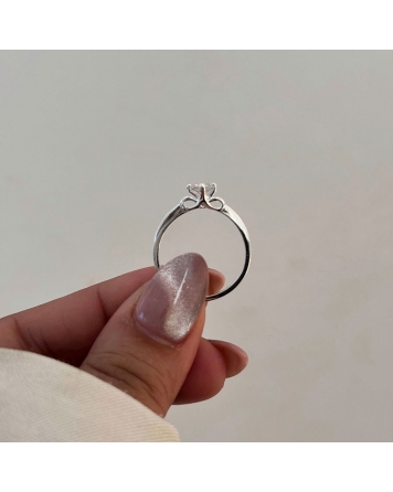 ( PN2105 ) Anillo Moñito con Cubic Plata 925